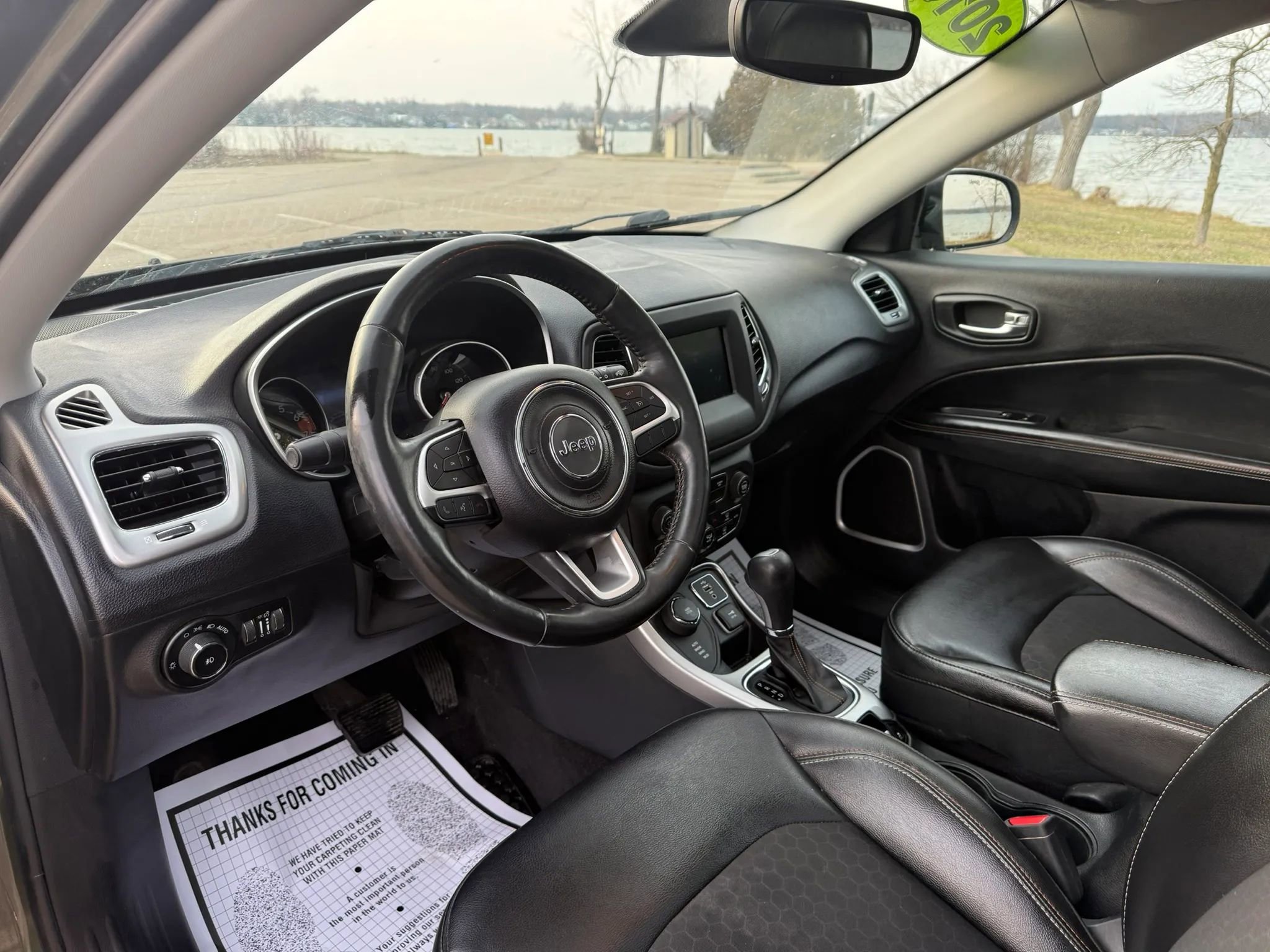 Used 2018 Jeep Compass Latitude w/ Popular Equipment Group image 10