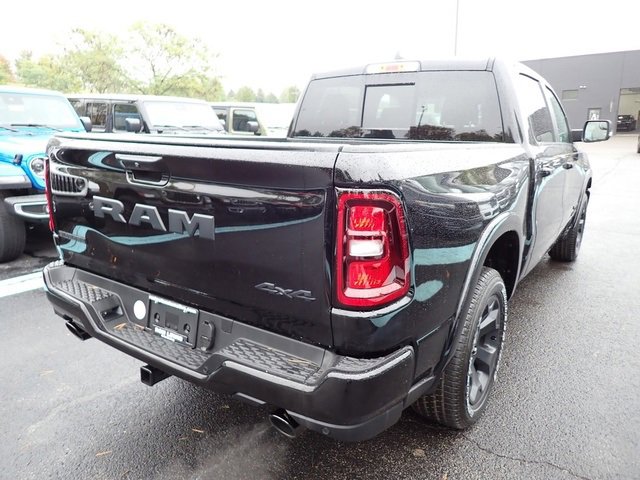 New 2026 RAM 1500 4x4 Crew Cab image 4