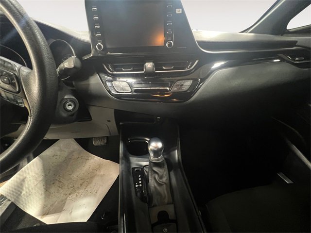 Used 2019 Toyota C-HR LE image 11