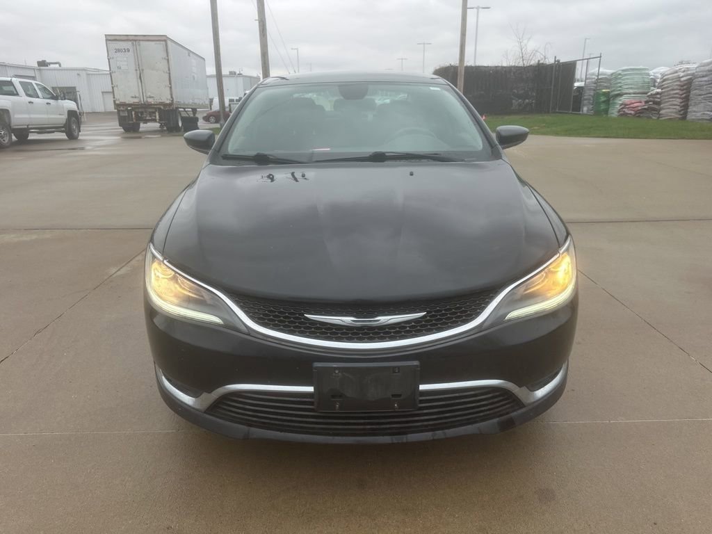 Used 2015 Chrysler 200 Limited w/ Spring Special Group image 4