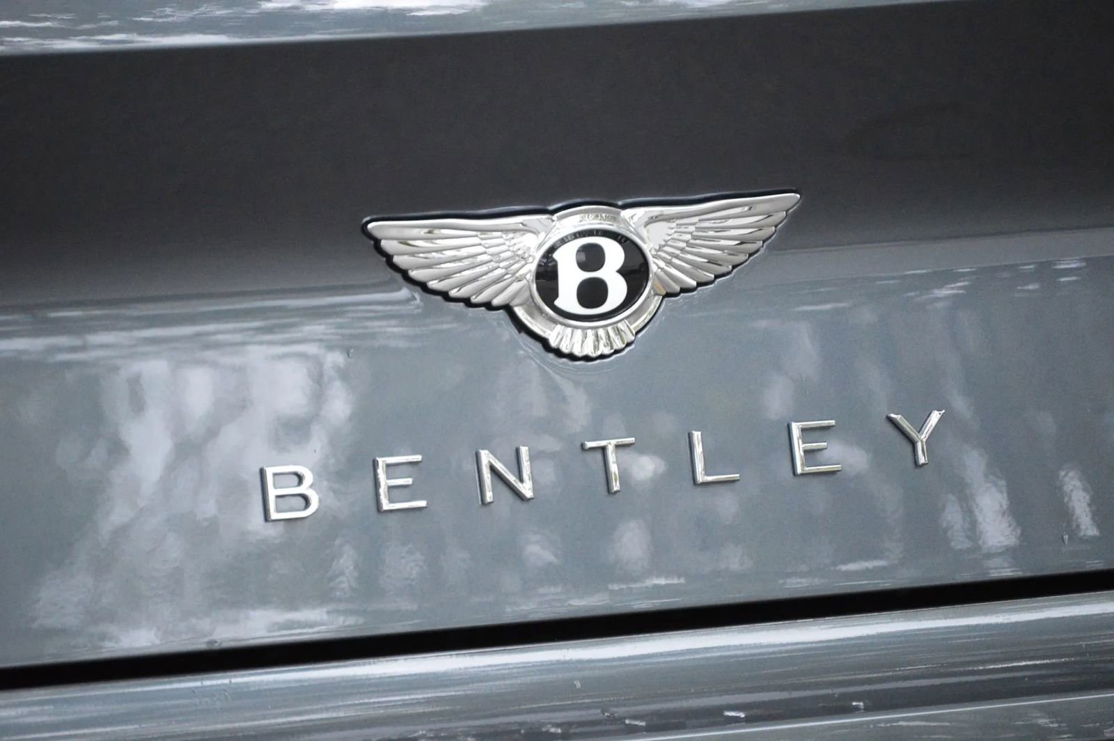 Used 2021 Bentley Continental GT image 13