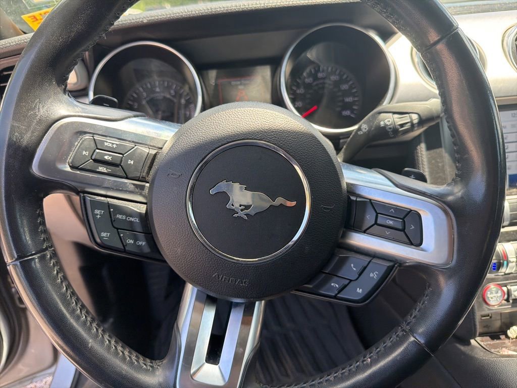 Used 2020 Ford Mustang Premium RWD image 11