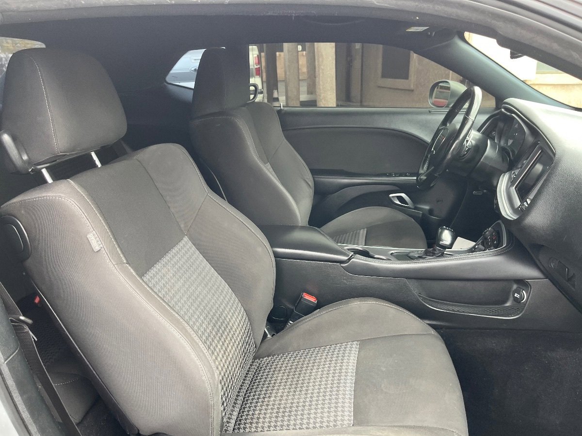 Used 2019 Dodge Challenger R/T Scat Pack w/ T/A Package RWD image 30