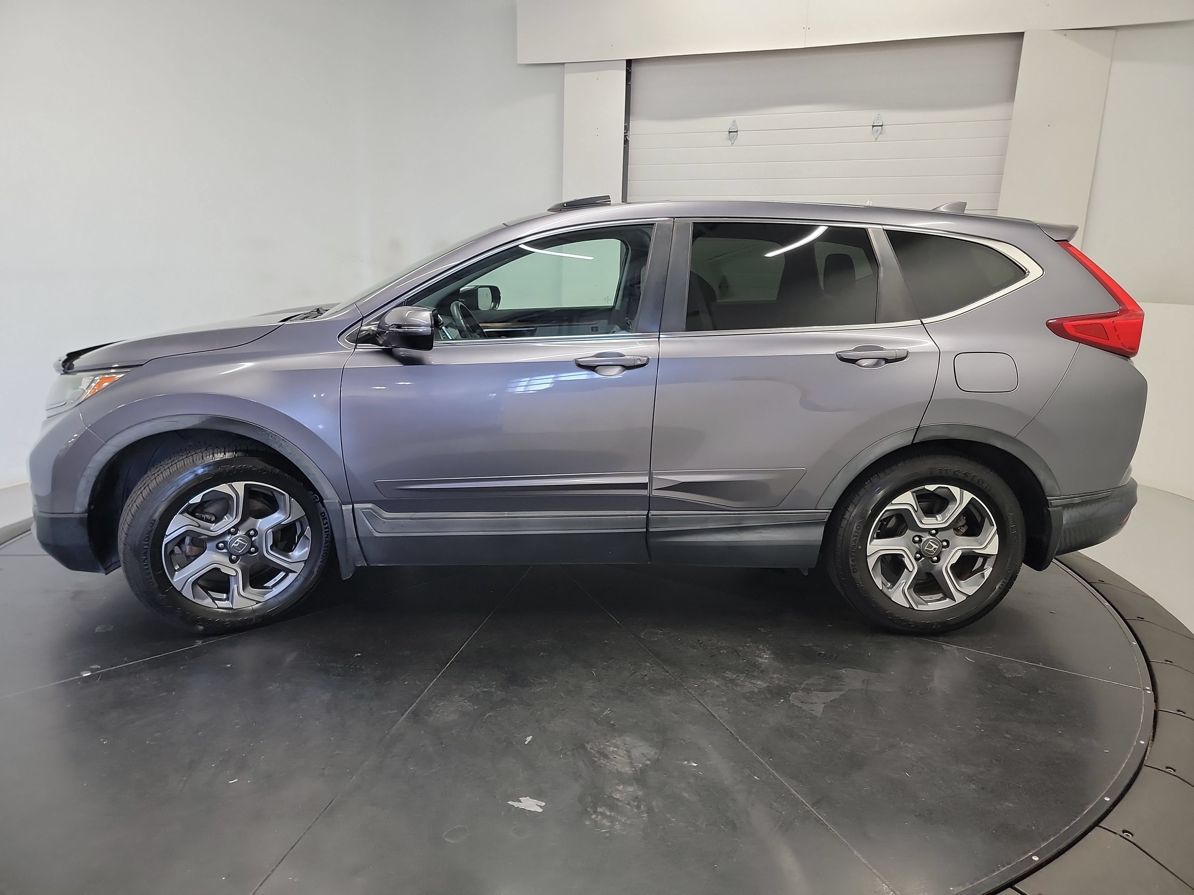 Used 2017 Honda CR-V EX-L image 4
