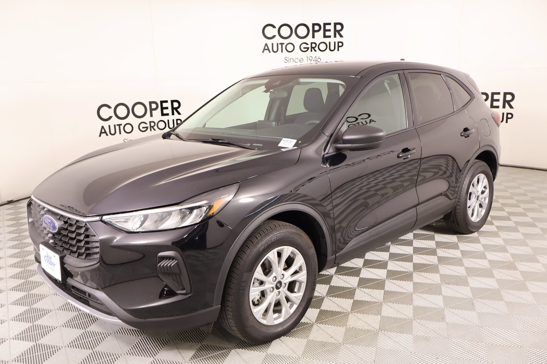 Used 2025 Ford Escape Active AWD/4WD image 9