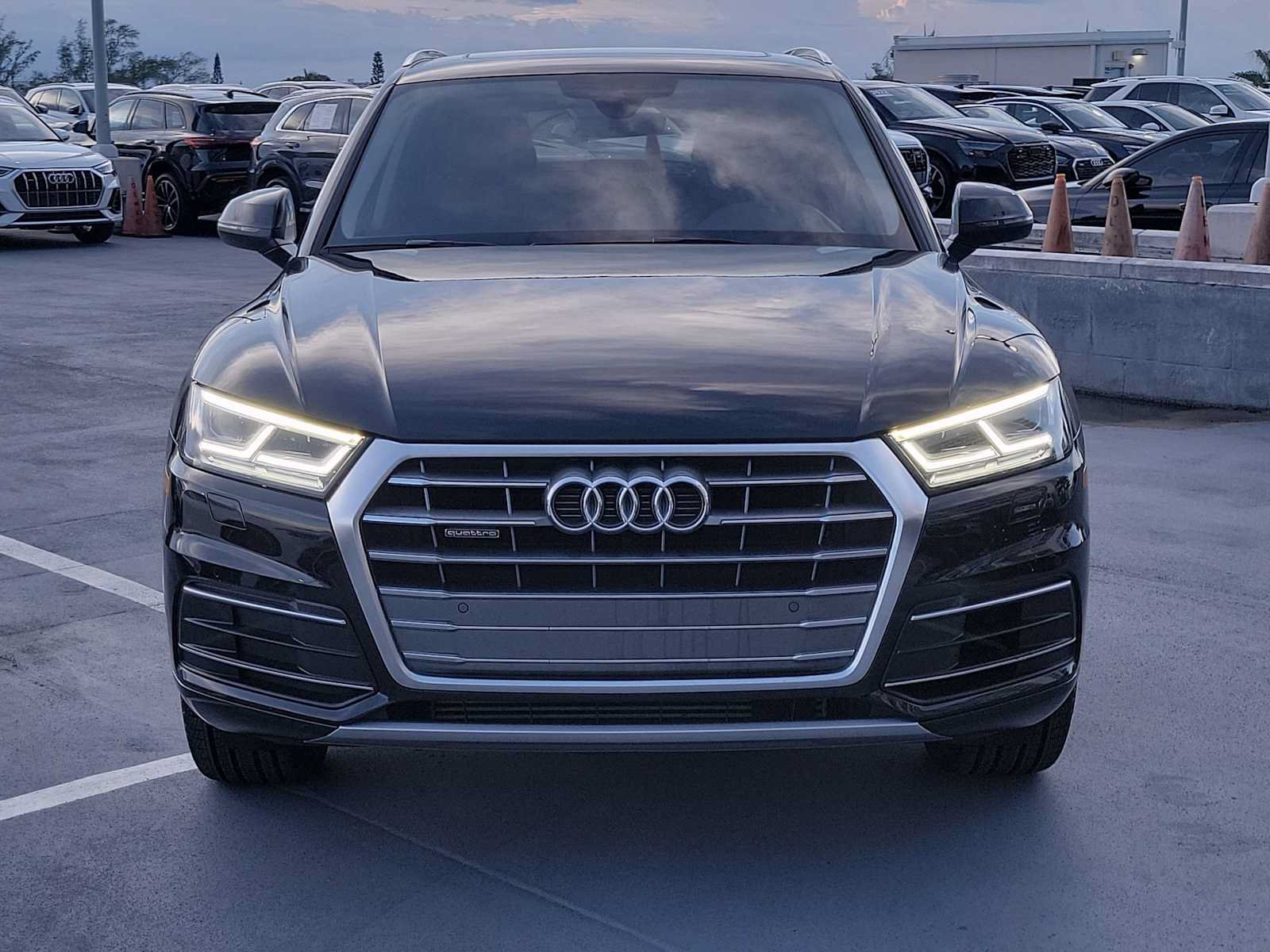 Used 2020 Audi Q5 2.0T Premium Plus w/ Premium Plus Package AWD/4WD image 9