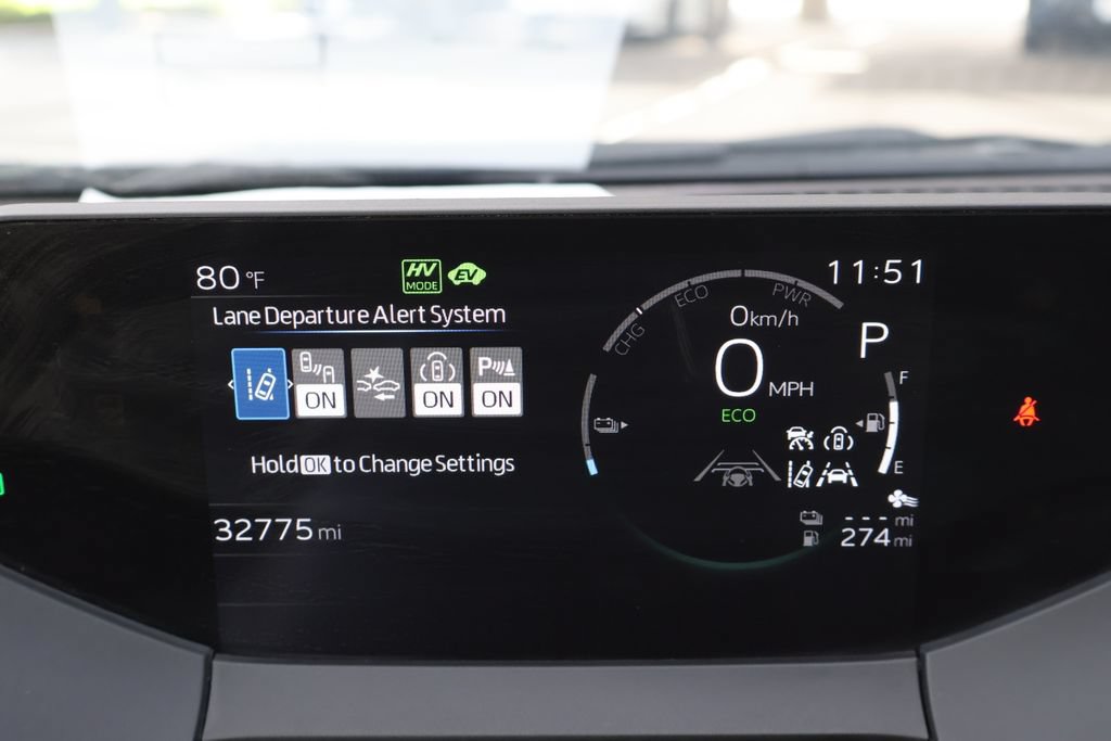 Certified 2024 Toyota Prius Prime FWD image 30