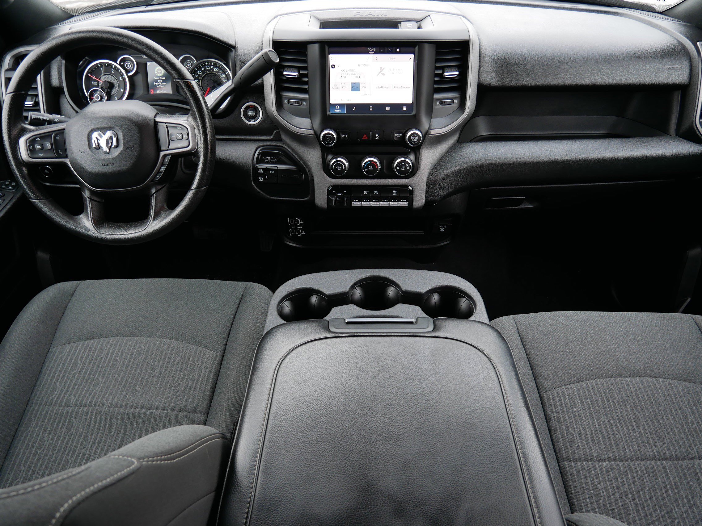 Used 2024 RAM 2500 Tradesman w/ Chrome Appearance Group image 10