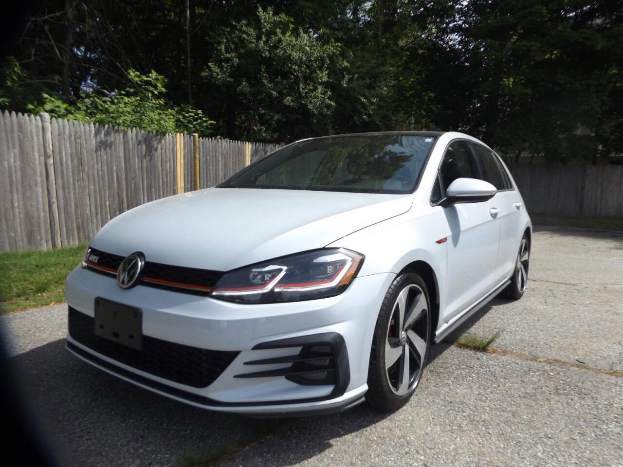 Used 2018 Volkswagen GTI SE