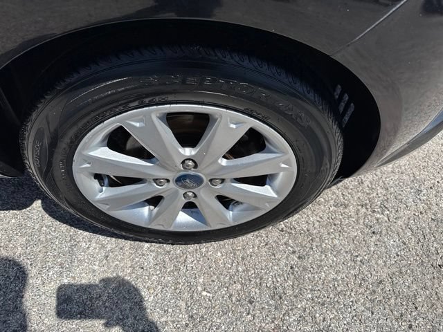 Used 2012 Ford Fiesta SE FWD image 5