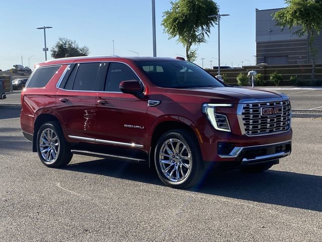 Used 2025 GMC Yukon Denali w/ Advanced Technology Package image 8