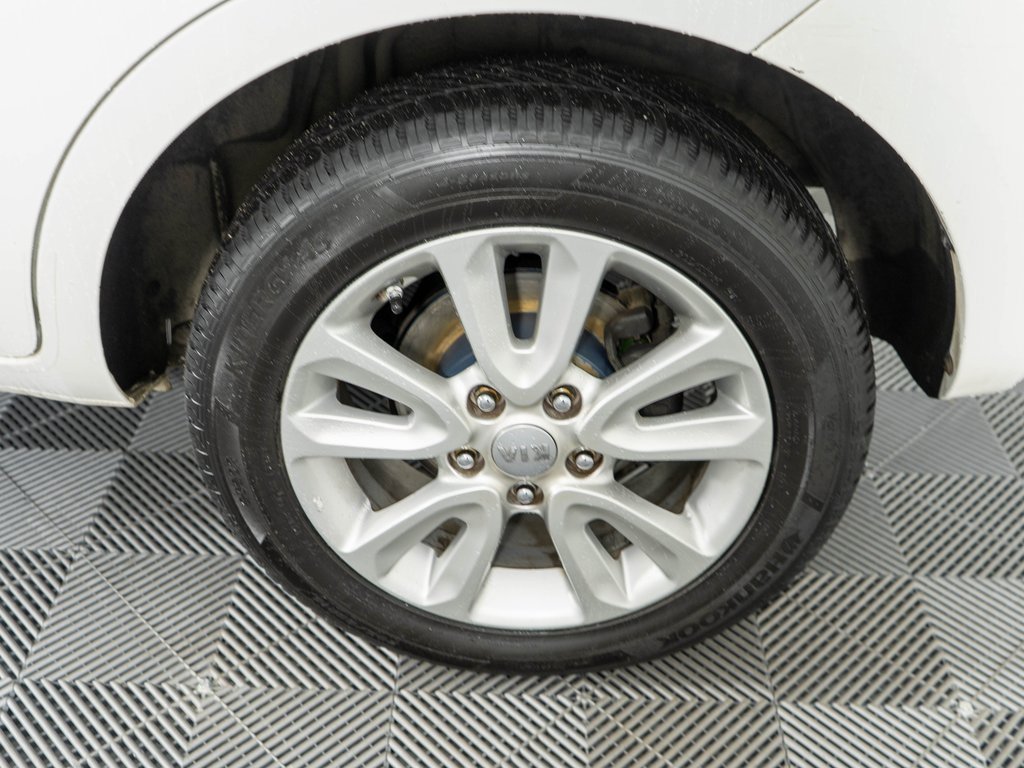 Used 2012 Kia Soul + image 25