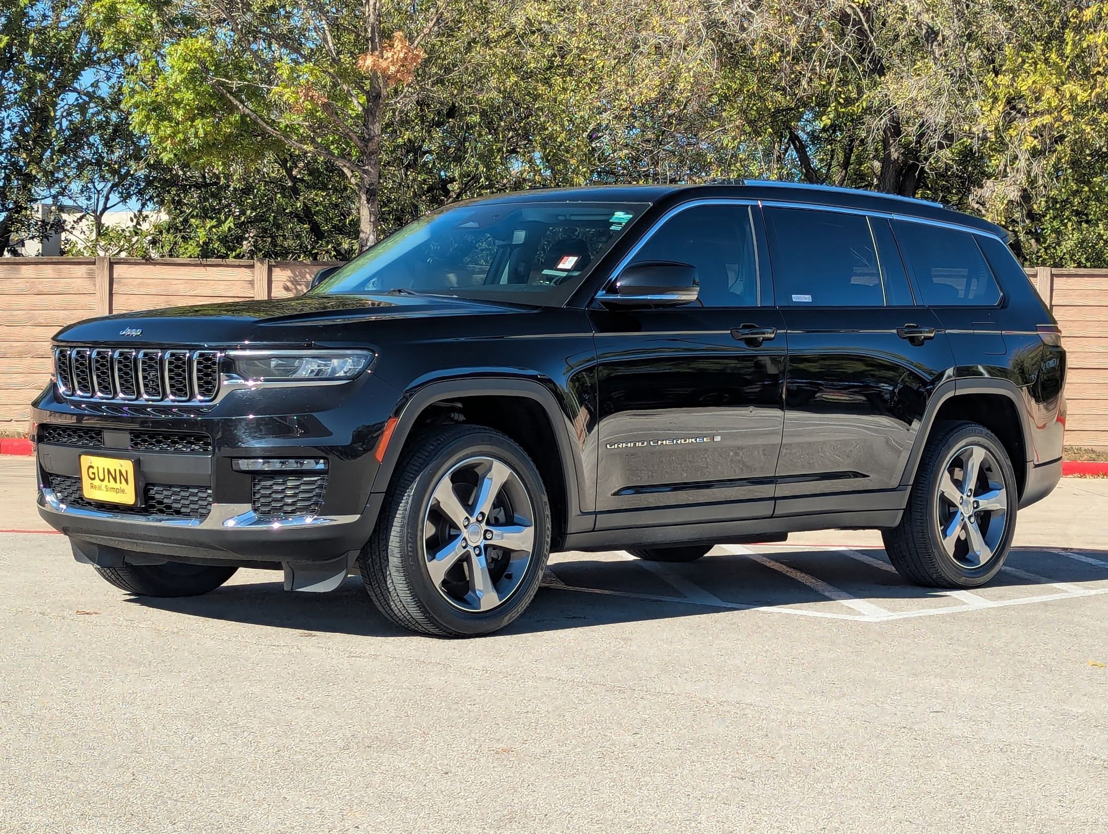 Used 2021 Jeep Grand Cherokee L Limited image 8