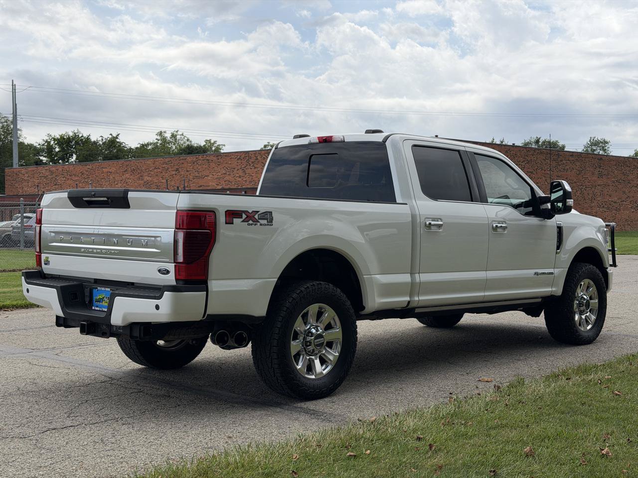 Used 2022 Ford F250 Platinum w/ FX4 Off-Road Package AWD/4WD image 6