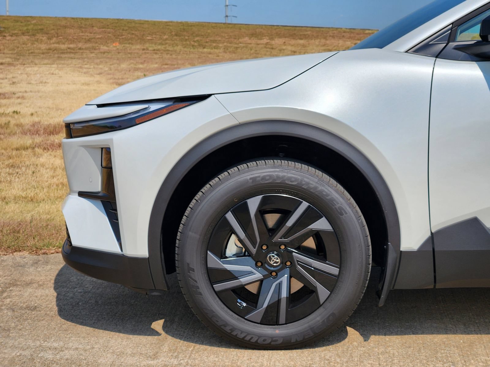New 2026 Toyota C-HR AWD/4WD image 10