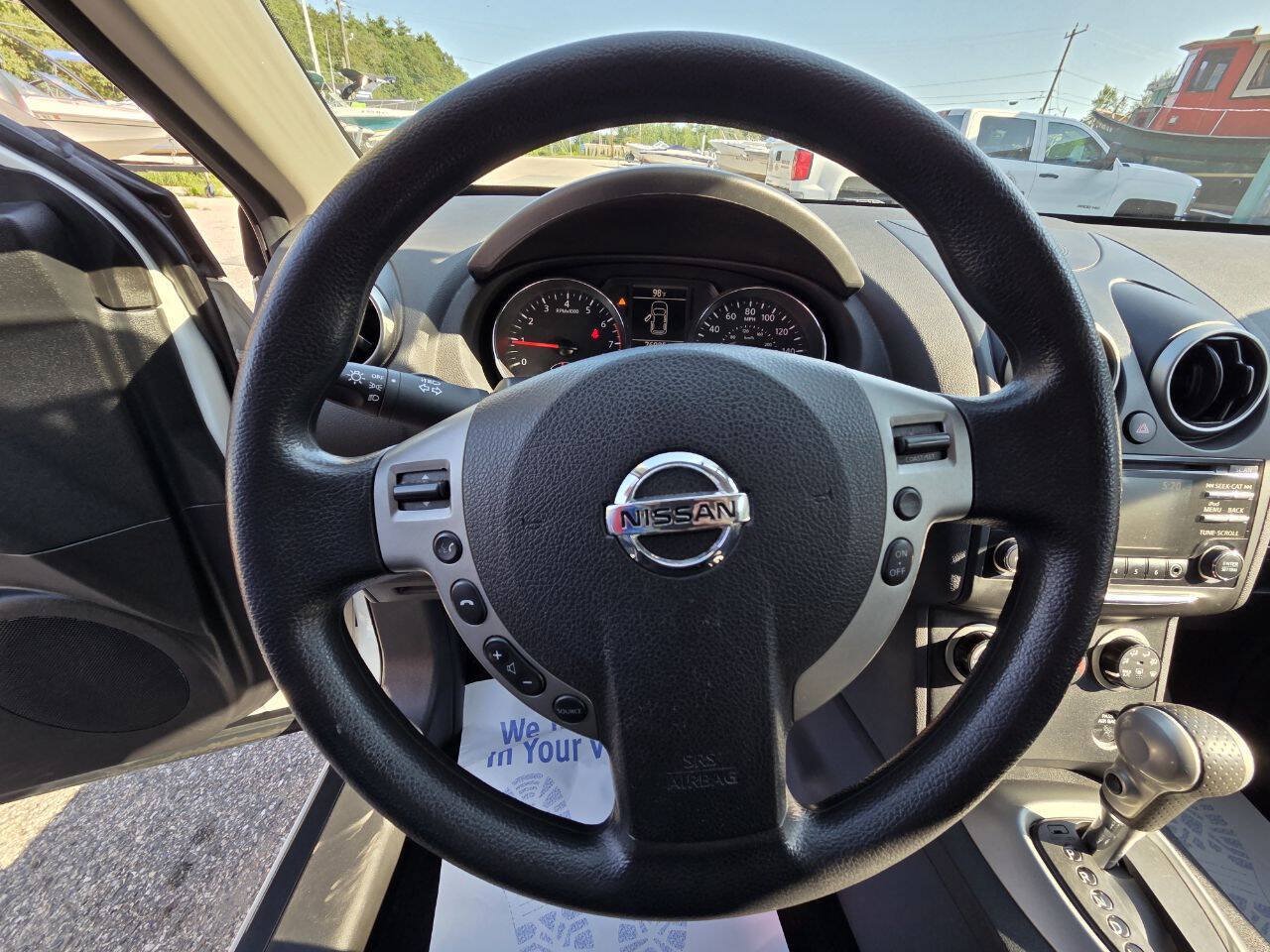 Used 2014 Nissan Rogue S w/ Convenience Package AWD/4WD image 25