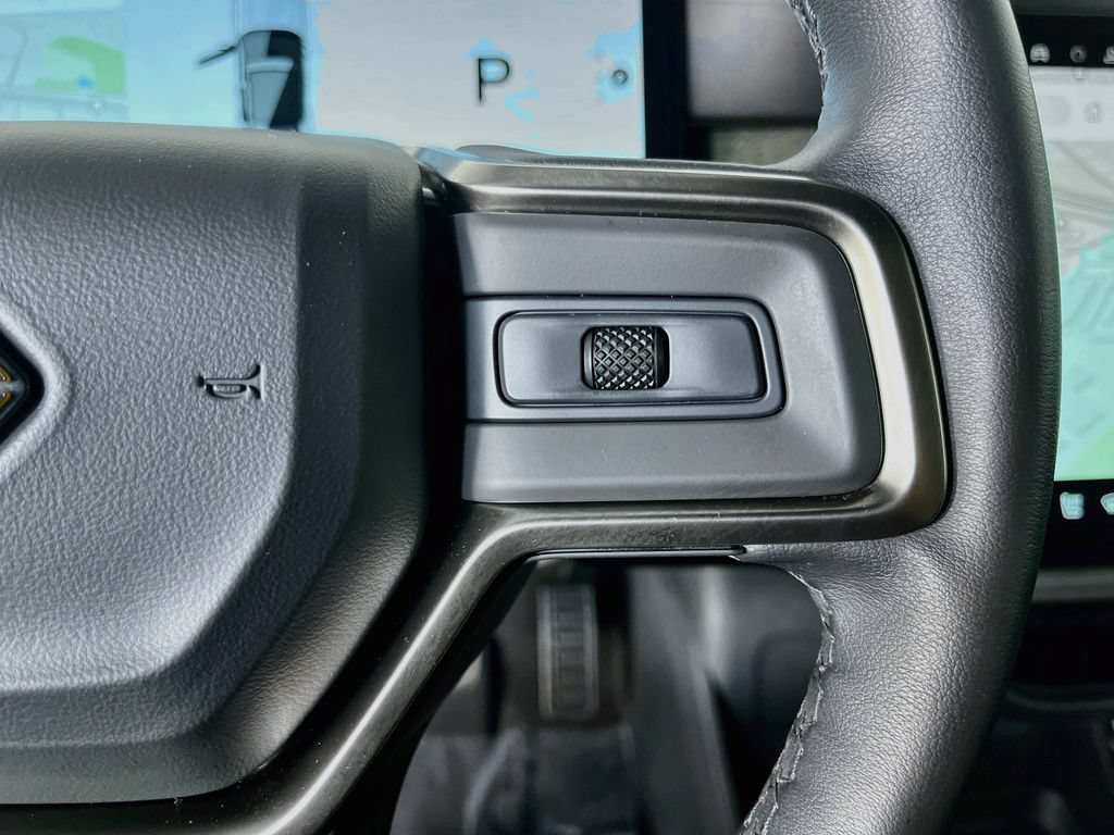 Used 2025 Rivian R1S Adventure AWD/4WD image 15