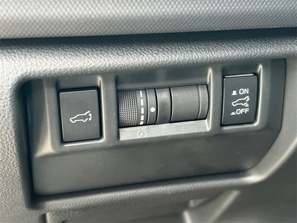 Used 2025 Subaru Forester Touring image 30