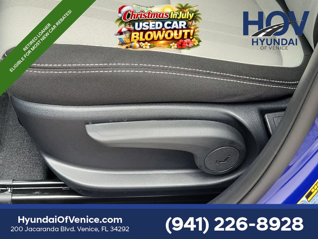 Certified 2026 Hyundai Venue SEL FWD image 18