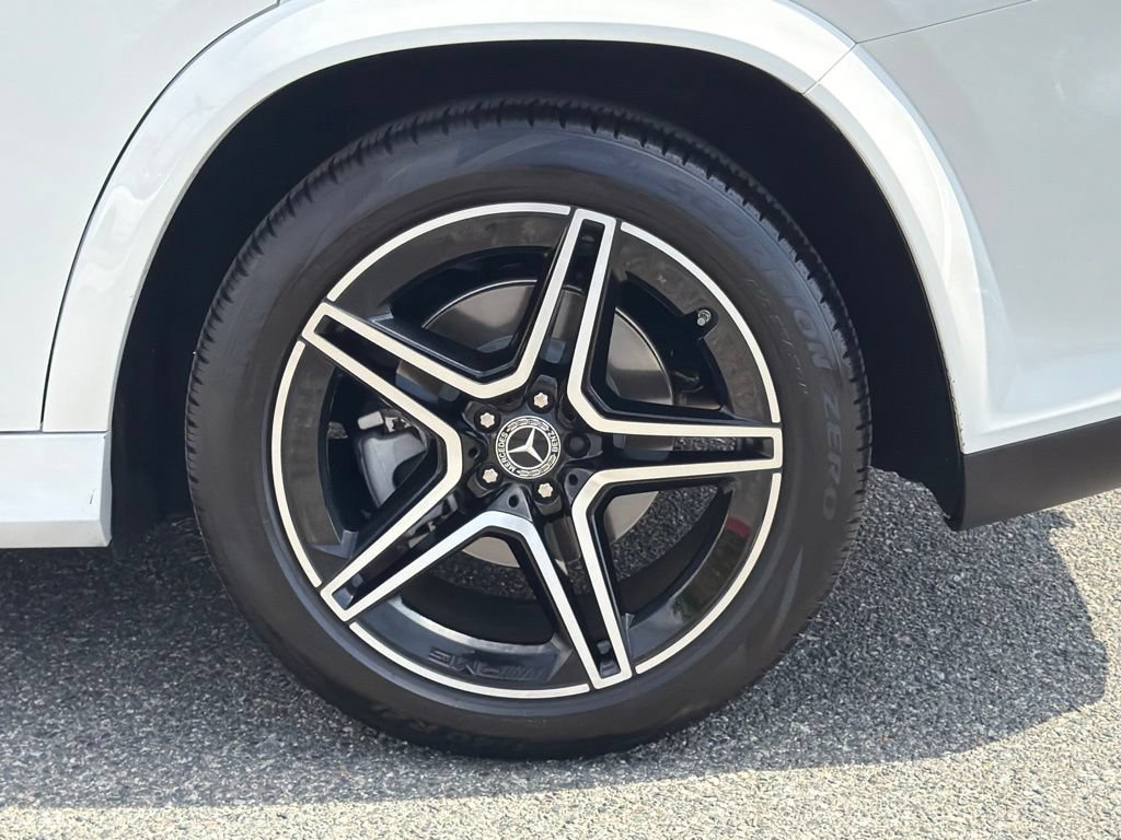 Certified 2026 Mercedes-Benz GLS 450 4MATIC image 17