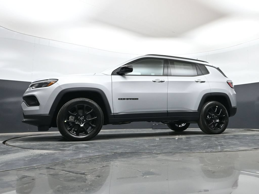 New 2026 Jeep Compass Latitude AWD/4WD image 49