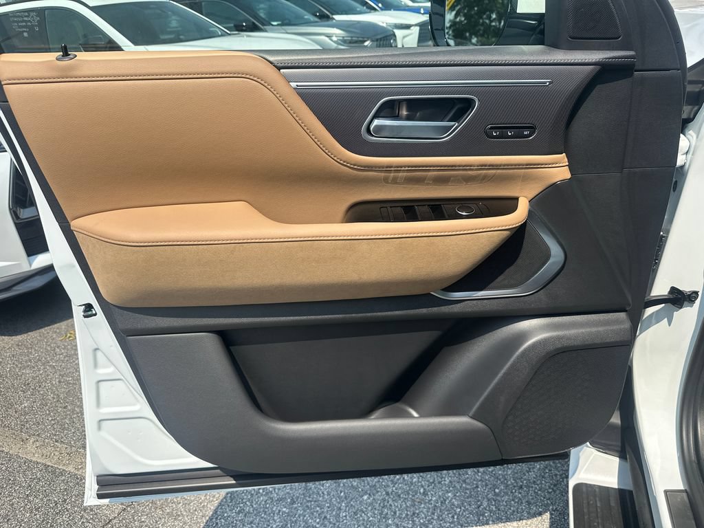 New 2027 INFINITI QX80 Luxe w/ Cargo Package AWD/4WD image 10