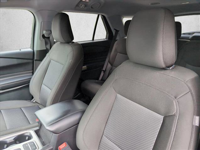 Used 2022 Ford Explorer XLT RWD image 10