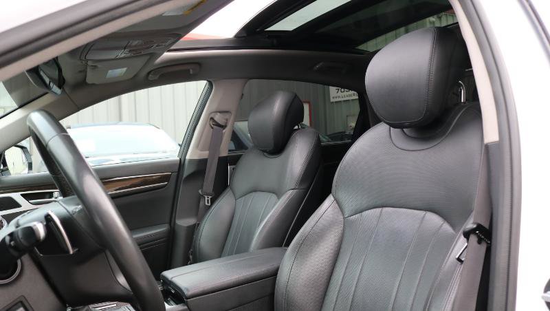 Used 2016 Hyundai Genesis 3.8 w/ Option Group 02 image 7
