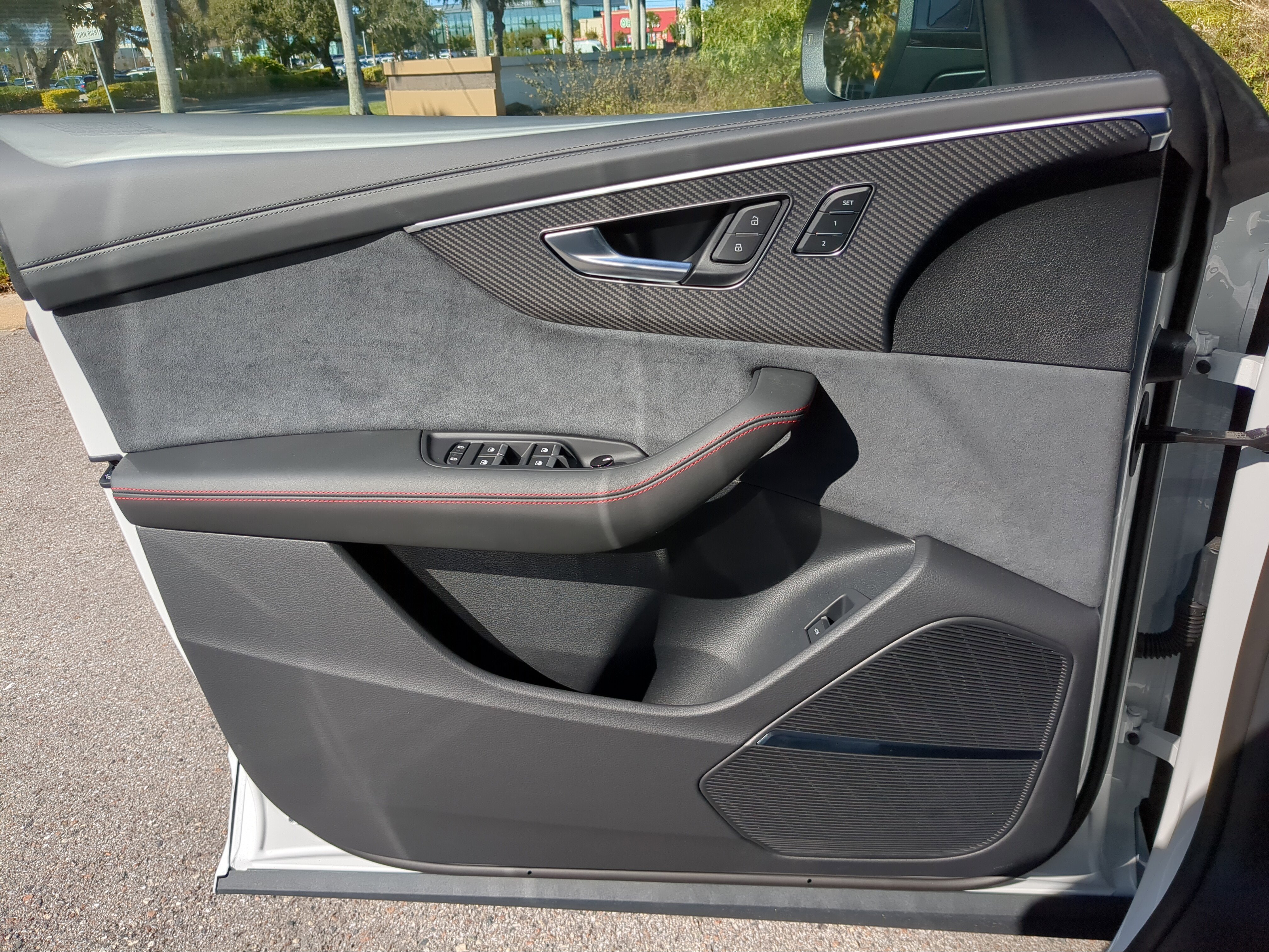 New 2026 Audi SQ8 Prestige image 17