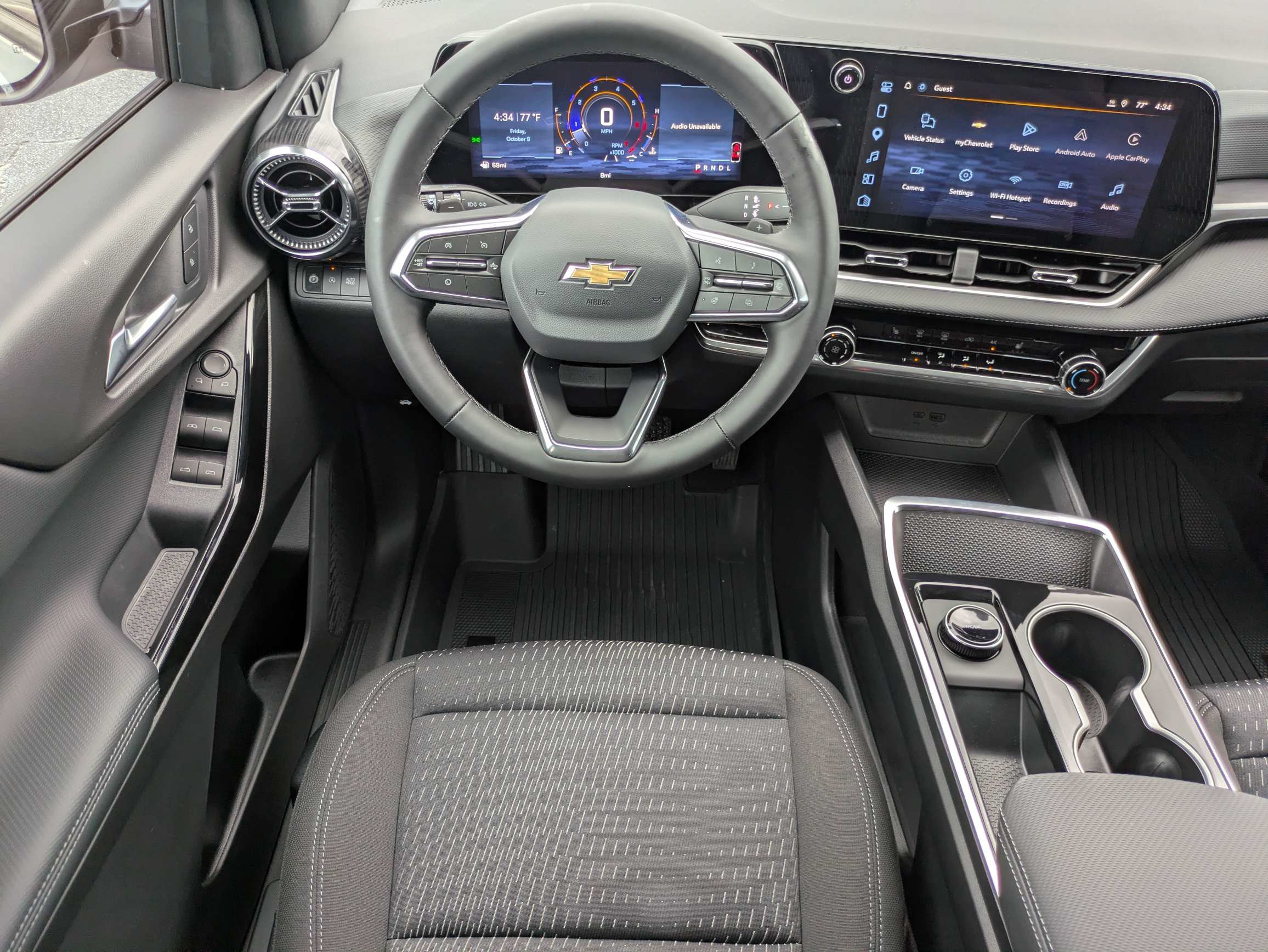 New 2027 Chevrolet Equinox LT w/ Safety and Technology Package FWD image 4