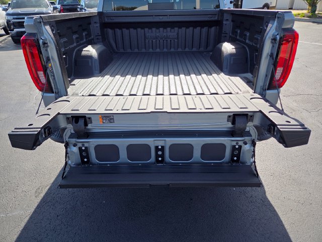 New 2026 GMC Sierra 1500 AT4 w/ Technology Package AWD/4WD image 21