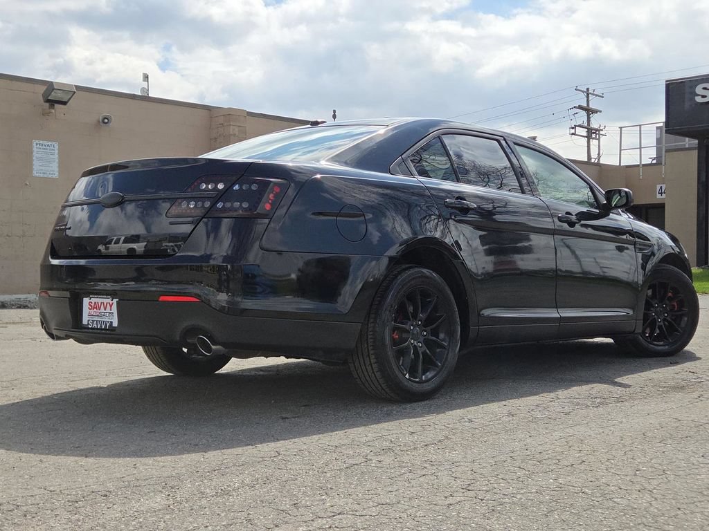 Used 2014 Ford Taurus SE FWD image 9