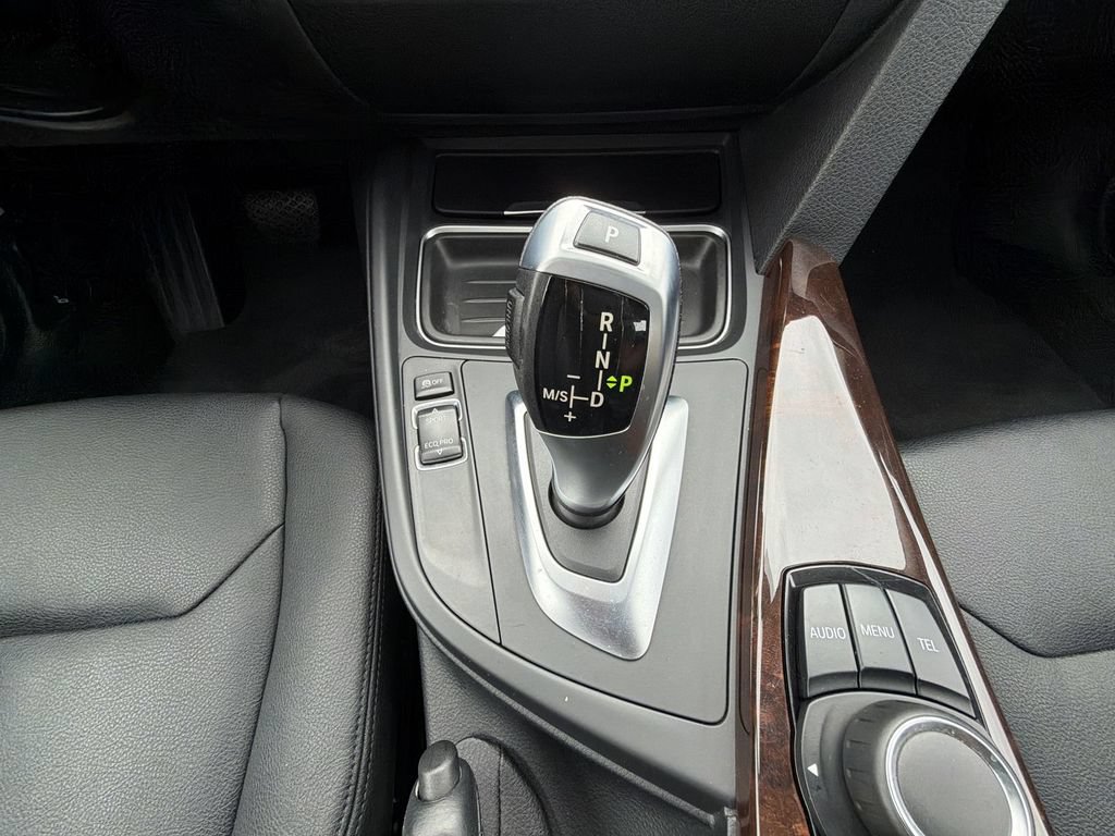 Used 2014 BMW 328i xDrive Sedan AWD/4WD image 25