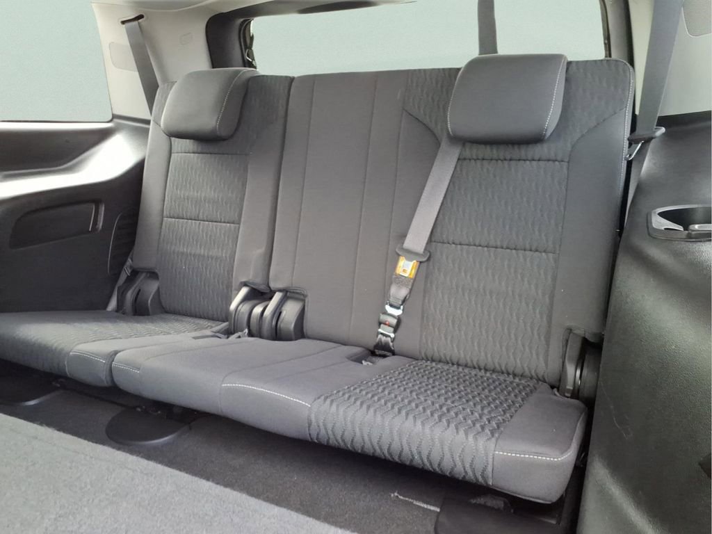 Used 2018 Chevrolet Tahoe LS RWD image 16