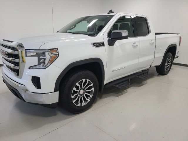 Used 2019 GMC Sierra 1500 SLE w/ SLE Value Package AWD/4WD image 3