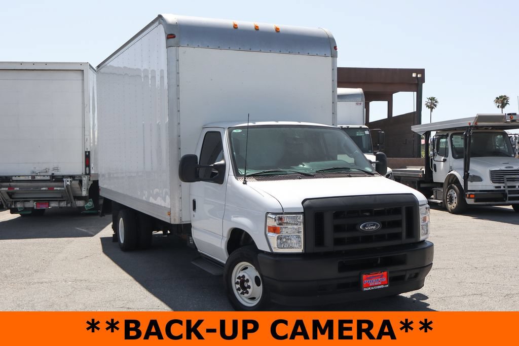 Used 2024 Ford E-450 and Econoline 450 Super Duty w/ Power Windows & Locks Group RWD image 2