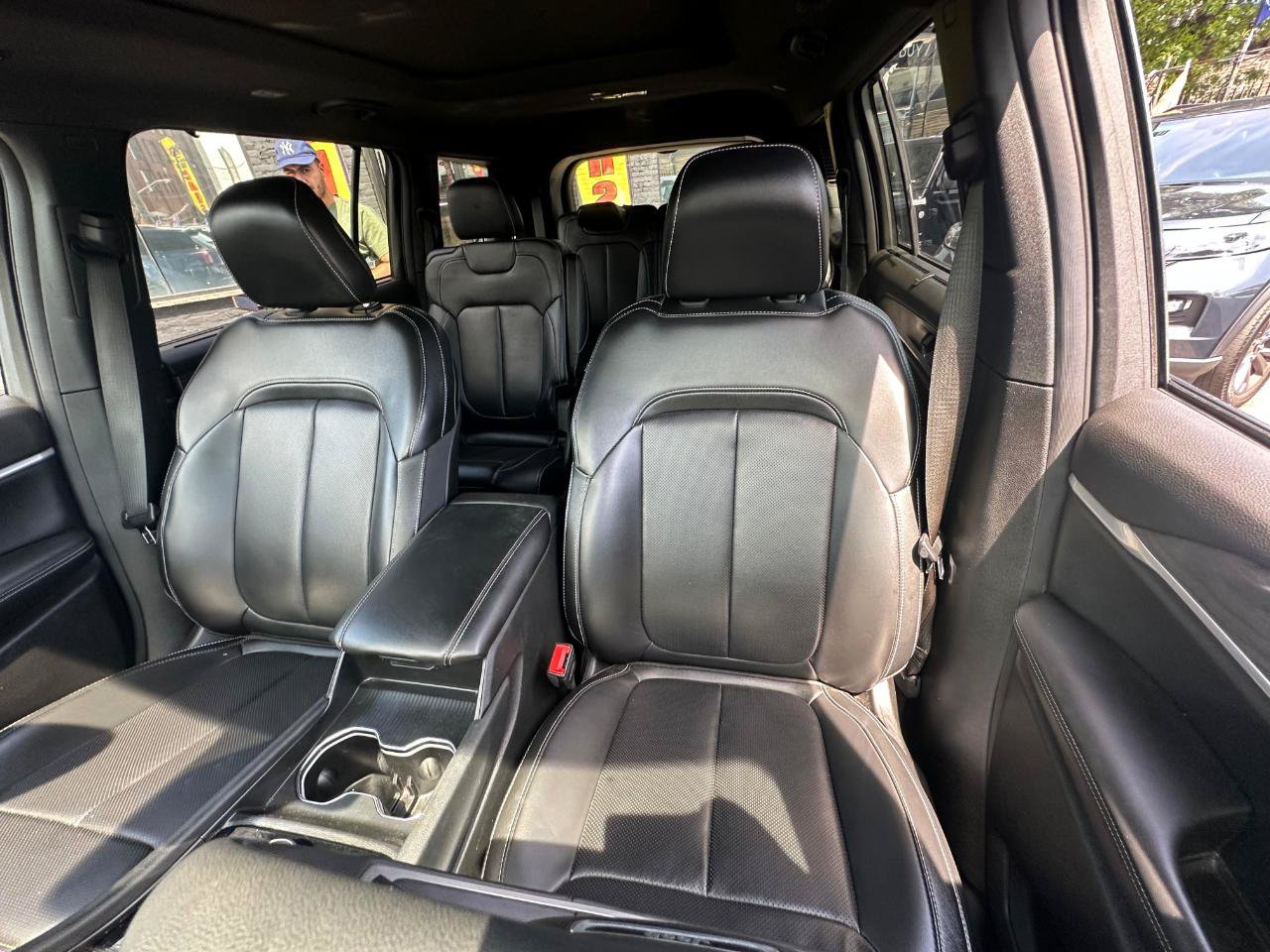 Used 2024 Jeep Grand Cherokee L Limited w/ Luxury Tech Group II AWD/4WD image 25