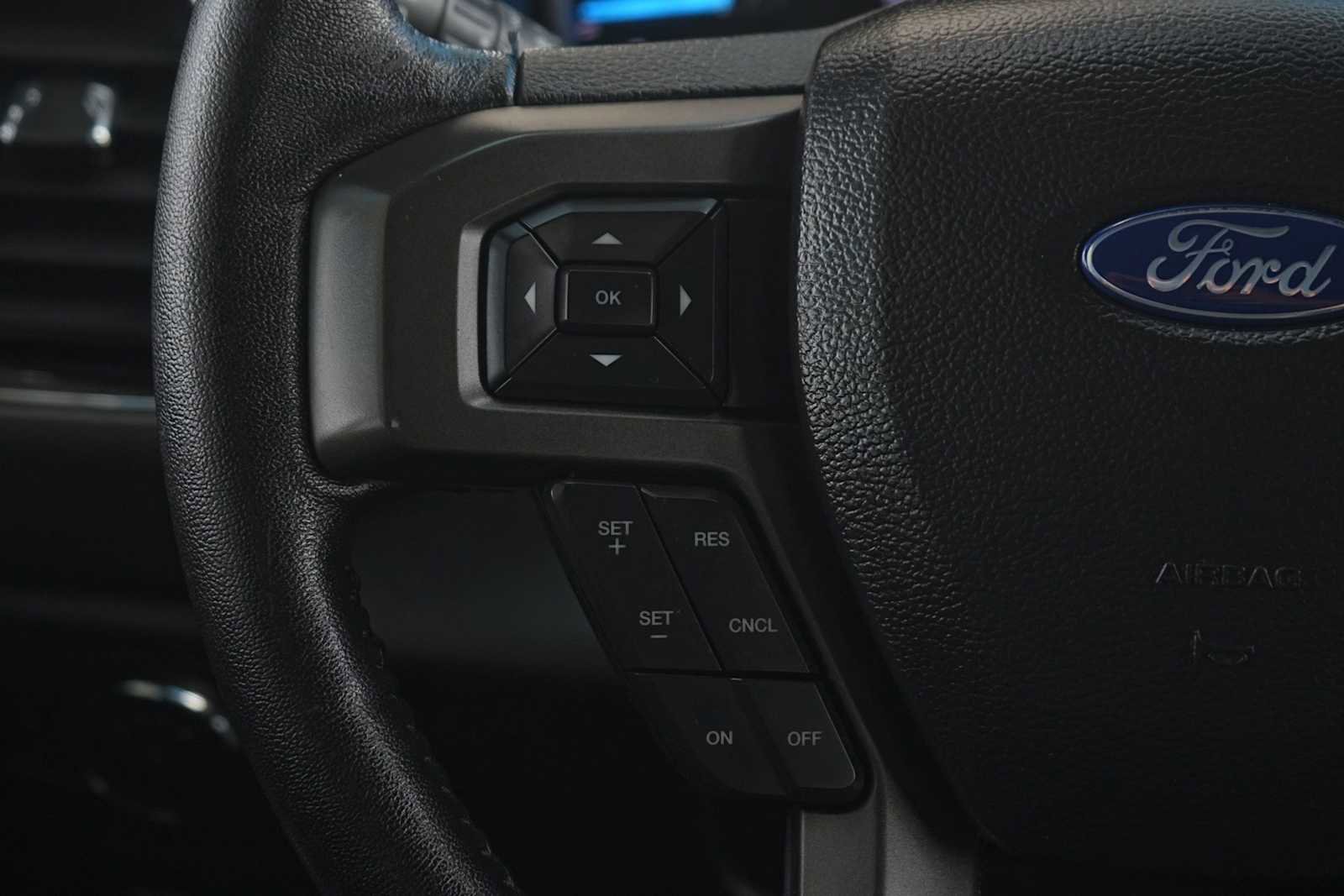 Used 2019 Ford Expedition XLT w/ Equipment Group 201A RWD image 17