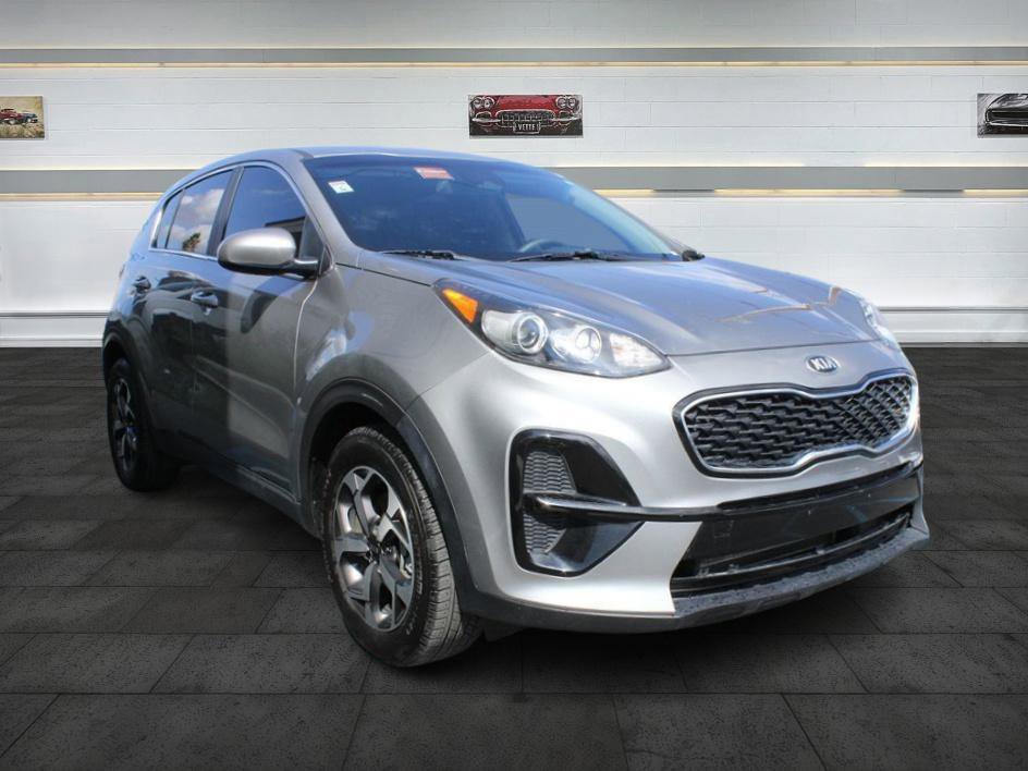 Used 2022 Kia Sportage LX image 1