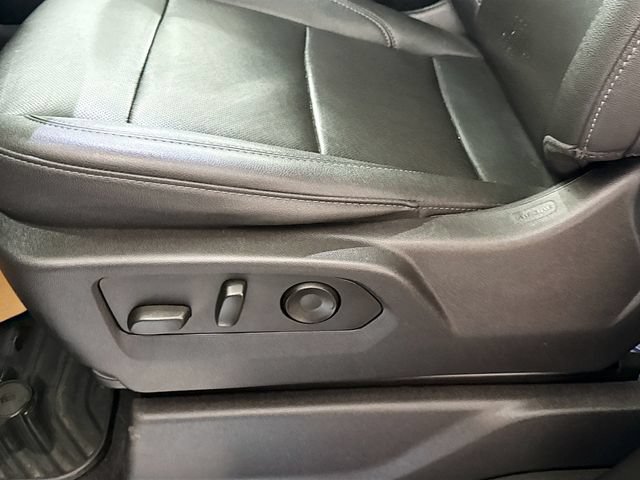 Used 2023 Chevrolet Silverado 1500 LTZ w/ Technology Package AWD/4WD image 21