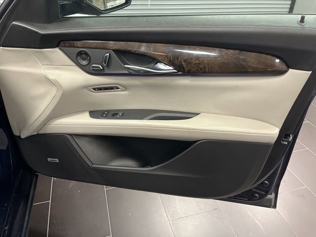 Used 2018 Cadillac CT6 Luxury image 16