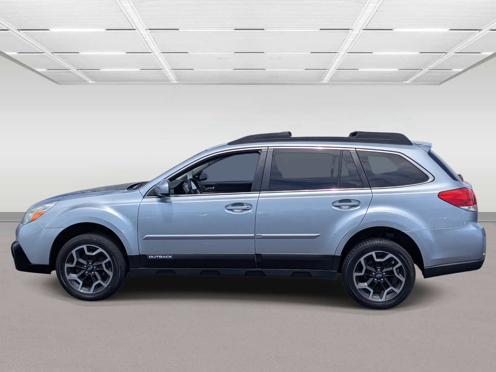 Used 2014 Subaru Outback 2.5i Limited AWD/4WD image 2