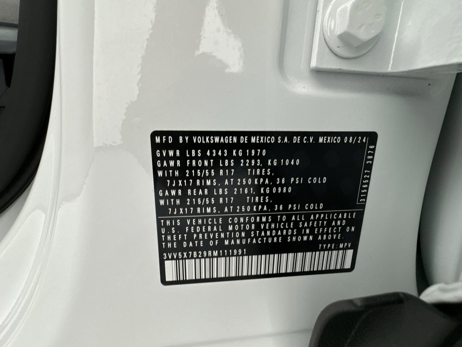 Used 2024 Volkswagen Taos S image 37