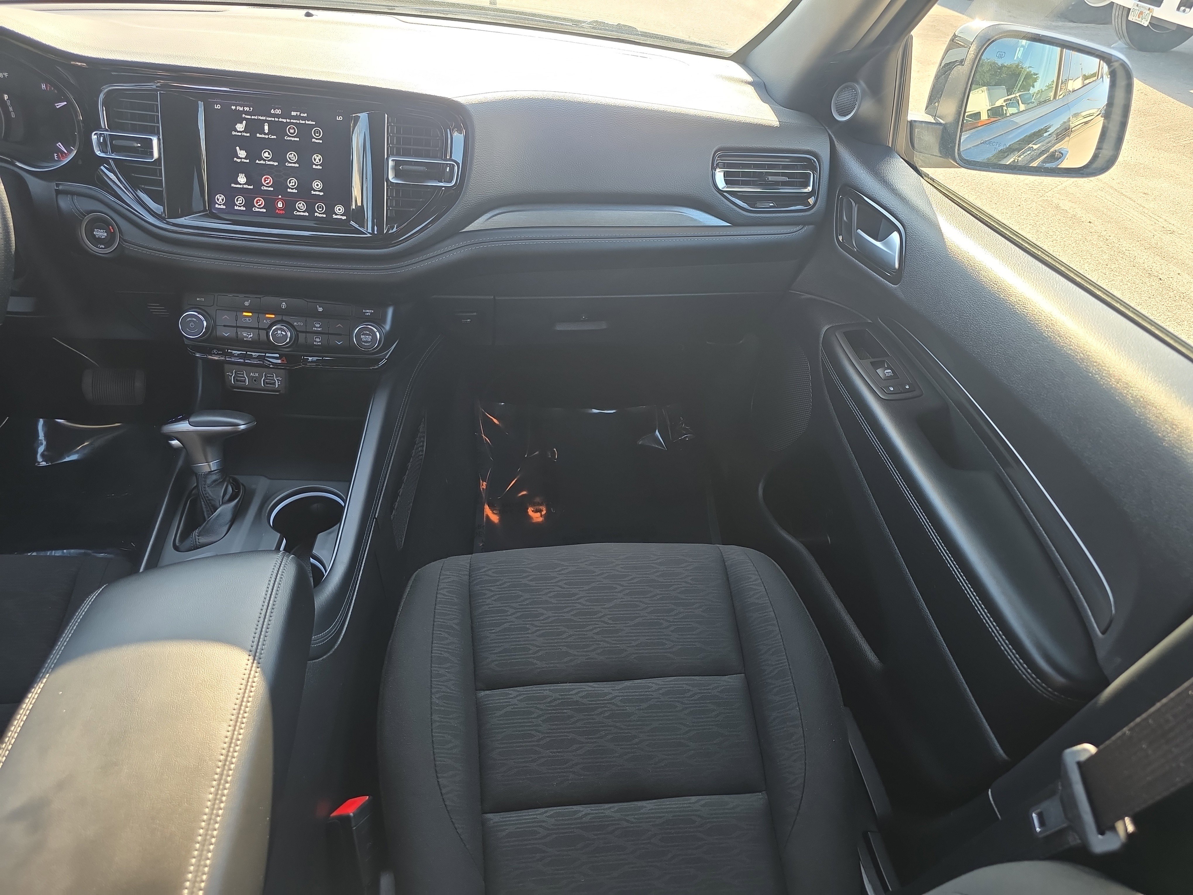 Used 2023 Dodge Durango SXT AWD/4WD image 20