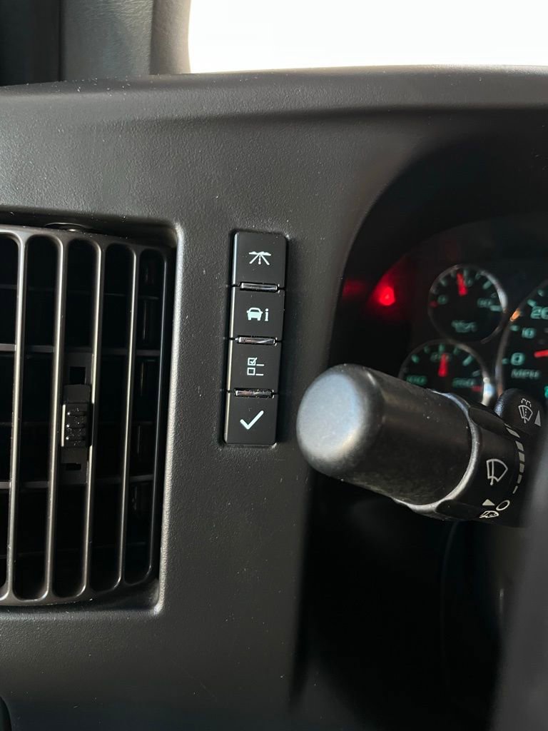 Used 2017 Chevrolet Express 2500 LS image 26