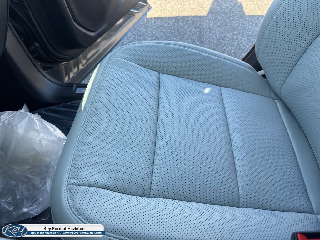 New 2026 Ford Explorer Platinum AWD/4WD image 64