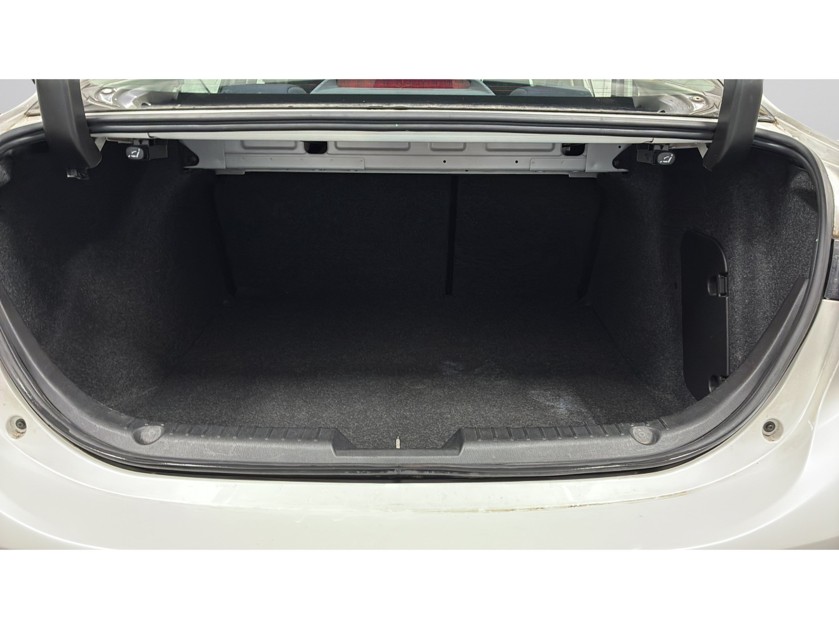Used 2017 MAZDA MAZDA3 Sport FWD image 27