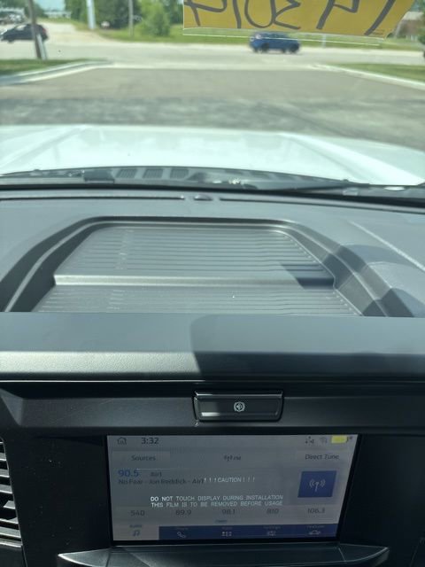 New 2025 Ford F550 4x4 Regular Cab Super Duty image 32