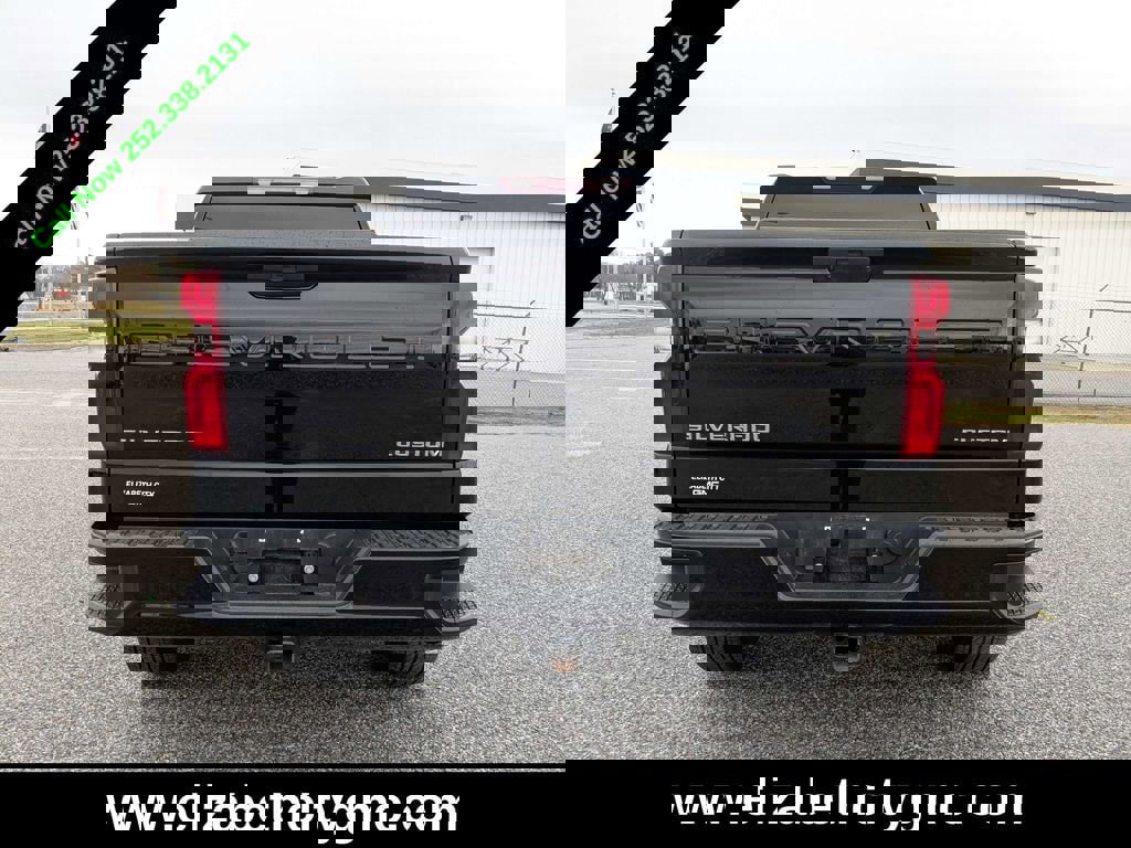 Used 2022 Chevrolet Silverado 1500 Custom image 5