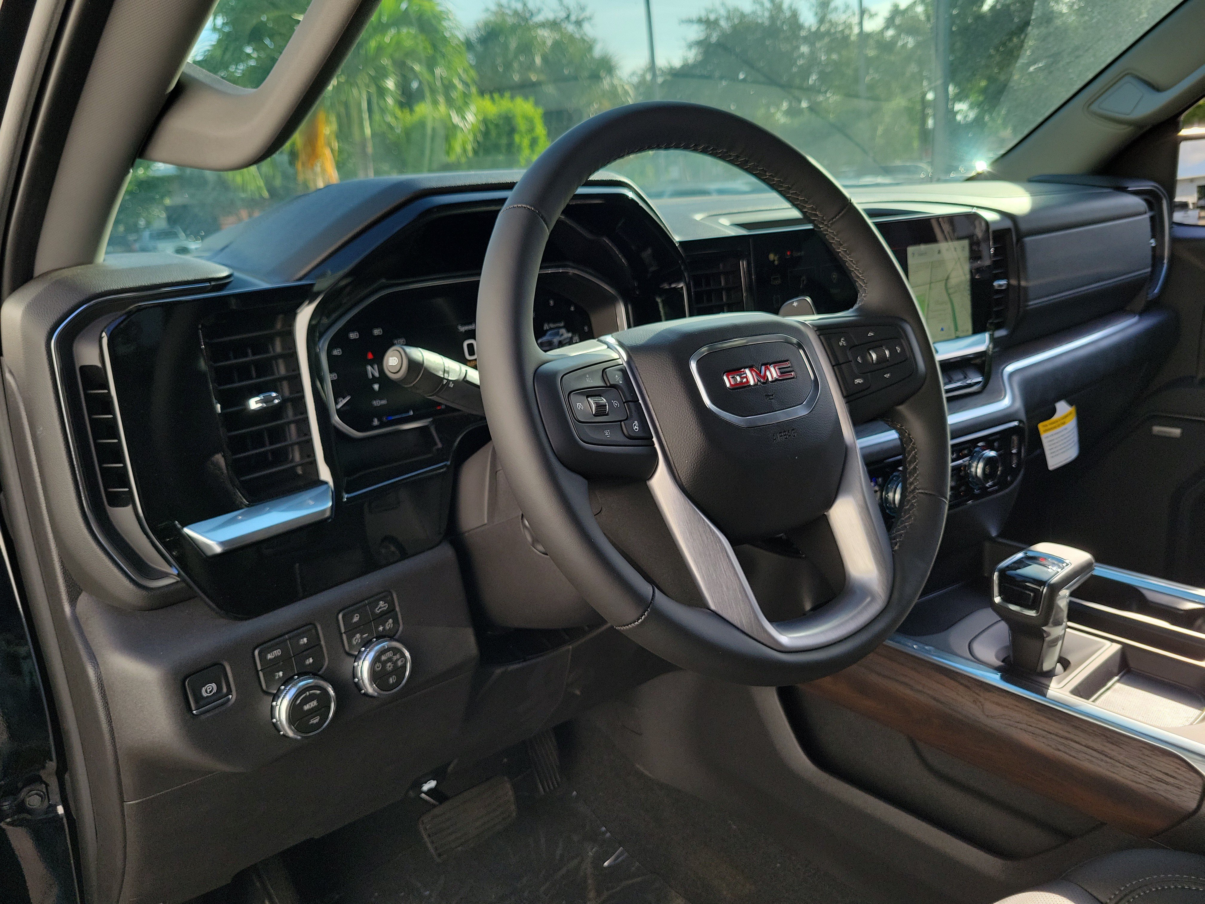 New 2026 GMC Sierra 1500 SLT w/ SLT Premium Plus Package AWD/4WD image 21
